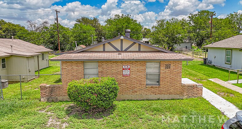 PIONEER HOMES DUPLEX PORTFOLIO portefeuille de 2 biens à vendre sur LoopNet.fr Photo de l’immeuble– Image 1 sur 4