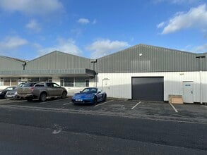 Whitehouse Rd, Kidderminster à louer Photo de l’immeuble– Image 2 sur 3