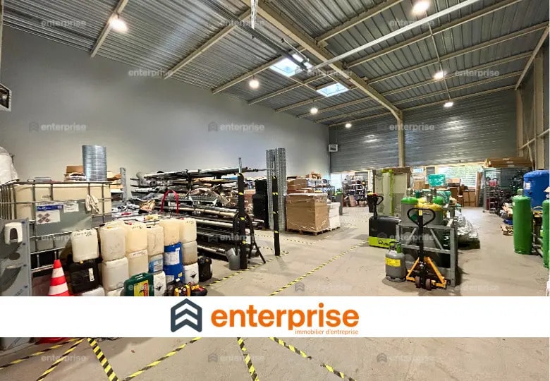 Local d’activités dans Compiègne à louer - Photo intérieure – Image 1 sur 7