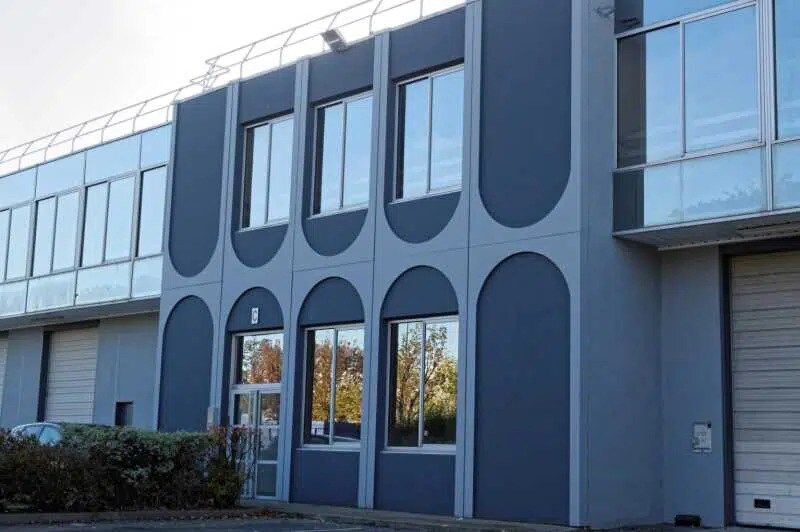 103/105 Rue Charles Michels, Saint-Denis à louer - Photo de l’immeuble – Image 1 sur 8