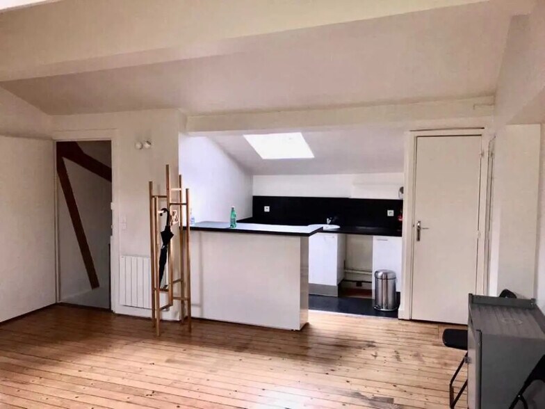 Bureau dans Paris à louer - Photo de l’immeuble – Image 3 sur 7