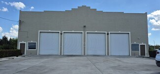Plus de détails pour 900 Ceitus Ter, Cape Coral, FL - Industriel/Logistique à louer