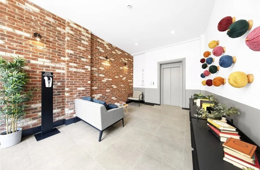 18 East Tenter St, Londres à louer - Photo intérieure – Image 2 sur 10