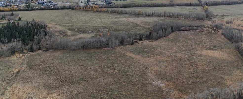 4410 60 St, Sylvan Lake, AB à vendre - Aérien – Image 2 sur 13