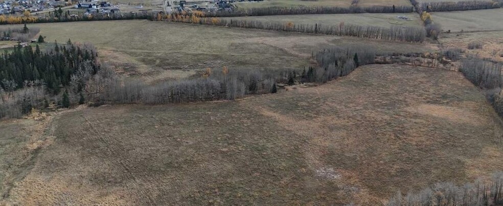 4410 60 St, Sylvan Lake, AB à vendre - Aérien – Image 2 sur 13