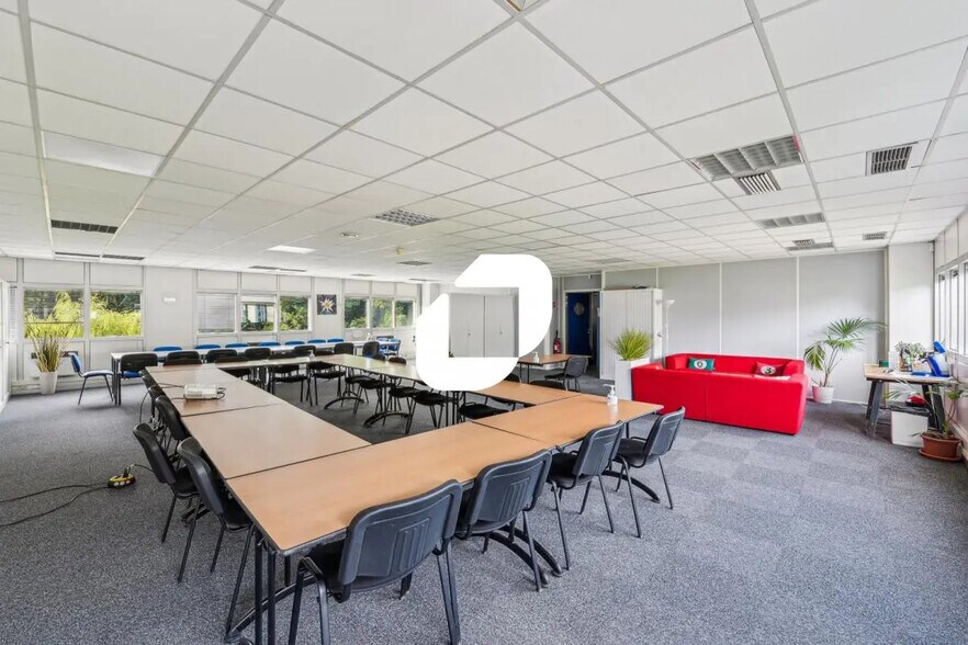 Bureau dans Meylan à vendre - Photo de l’immeuble – Image 2 sur 12