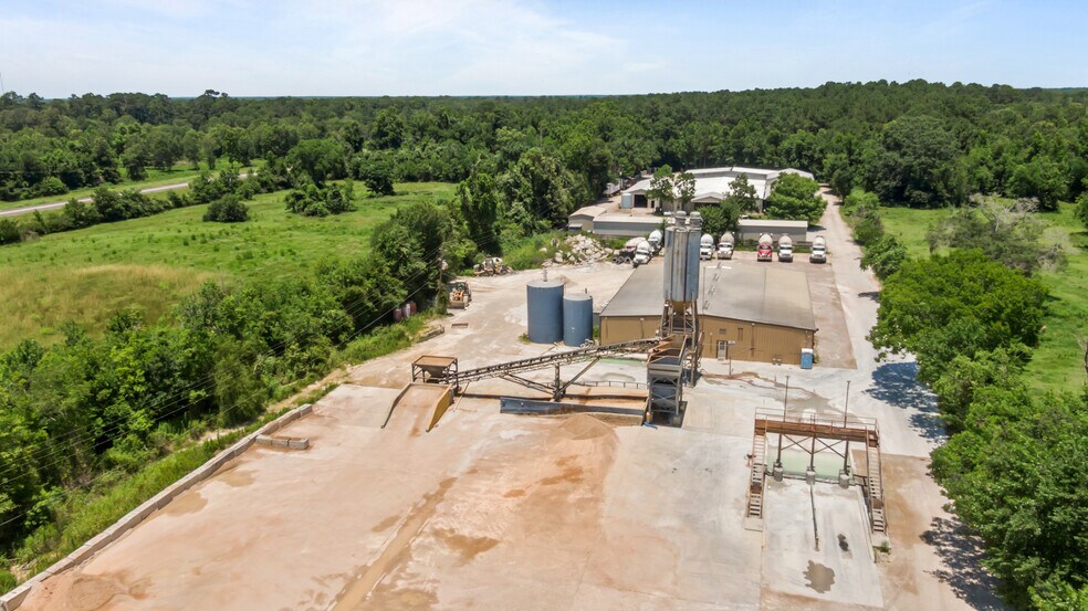 3301 Beaumont Ave, Liberty, TX à vendre - Photo de l’immeuble – Image 3 sur 9