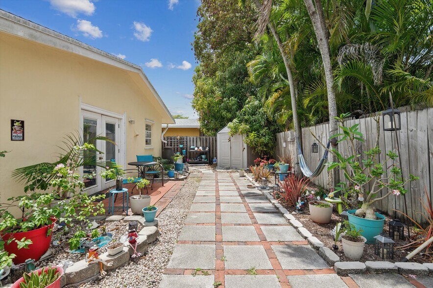 1715 SW 21st St, Fort Lauderdale, FL à vendre - Photo de l’immeuble – Image 3 sur 13