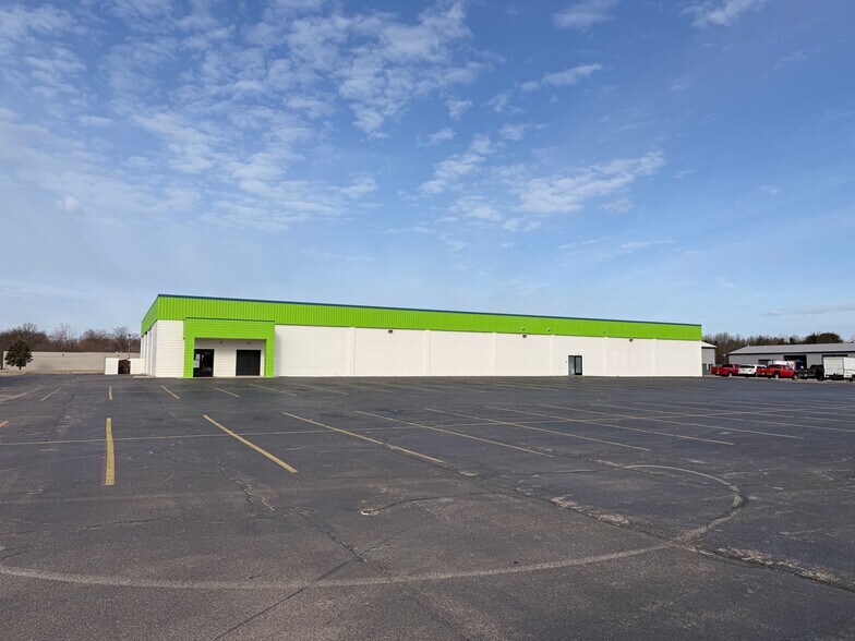12521 James St, Holland, MI à vendre - Photo de l’immeuble – Image 2 sur 5
