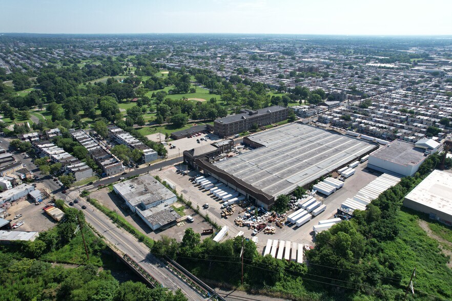 3900 N 10th St, Philadelphia, PA à louer - Photo de l’immeuble – Image 1 sur 3