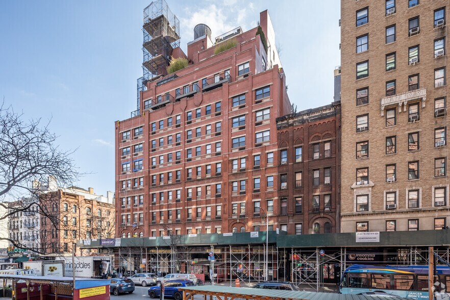 186 W 80th, New York, NY à louer - Photo principale – Image 3 sur 17