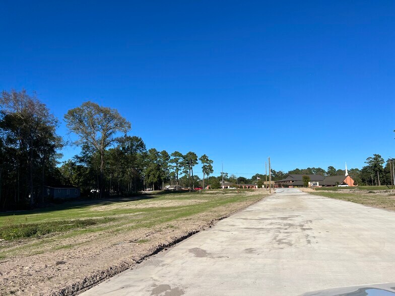 2016 S John Redditt Dr, Lufkin, TX à vendre - Photo de l’immeuble – Image 3 sur 10