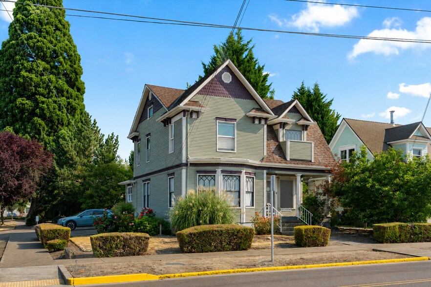 707 NE 5th St, McMinnville, OR à vendre - Photo de l’immeuble – Image 2 sur 72