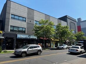 2211-2225 Church Ave, Brooklyn, NY à louer Photo de l’immeuble– Image 1 sur 6