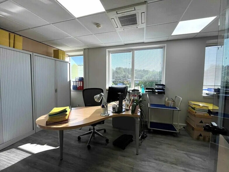 Bureau dans Valbonne à louer - Photo intérieure – Image 2 sur 10