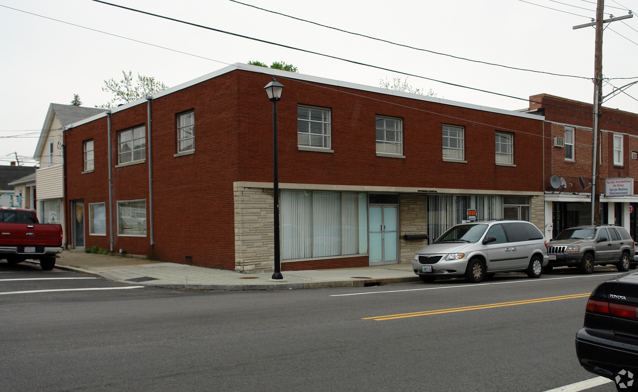 230-232 Warren Ave, East Providence, RI à vendre Photo principale– Image 1 sur 5