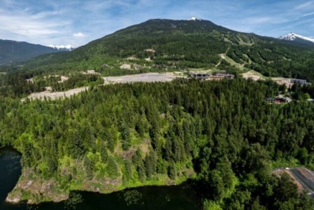 2941 Mcinnes Rd, Revelstoke, BC à vendre - Photo de l’immeuble – Image 3 sur 20