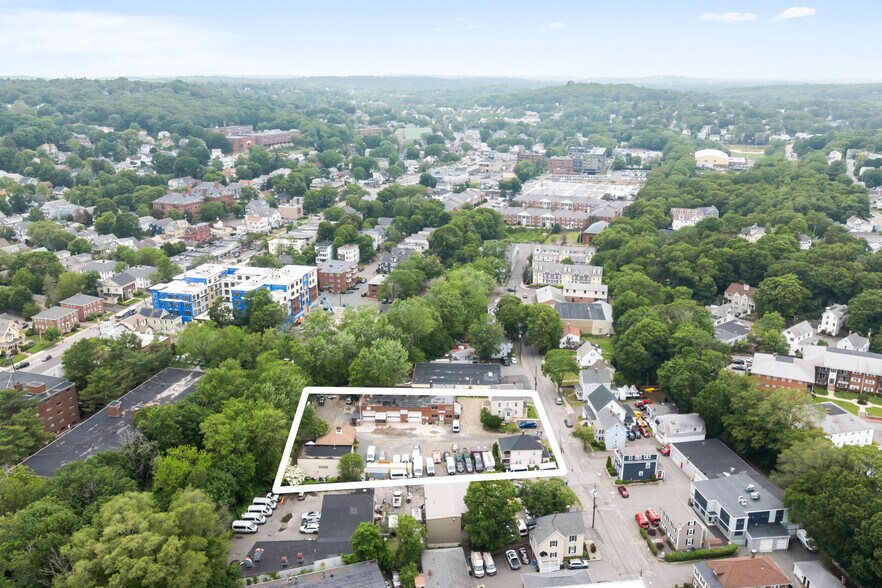 52 Dudley St, Arlington, MA à vendre - Photo de l’immeuble – Image 3 sur 39