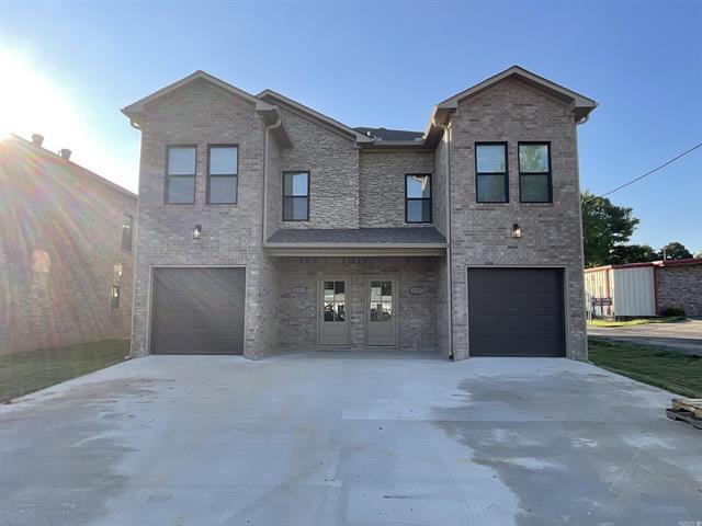 215 & 217 N Elm St, Jacksonville, AR à vendre - Photo principale – Image 1 sur 1