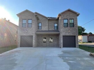 Plus de détails pour 215 & 217 N Elm St, Jacksonville, AR - Spécialisé à vendre