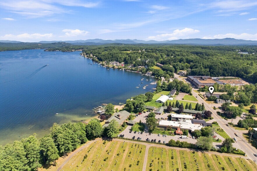 95 Lake St, Gilford, NH à vendre - Photo de l’immeuble – Image 3 sur 50