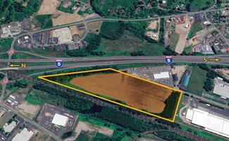 Plus de détails pour 1775 Down River Dr, Woodland, WA - Industriel/Logistique à louer