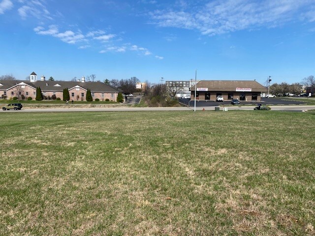 945 Chambers blvd, Bardstown, KY à vendre - Photo de l’immeuble – Image 2 sur 2
