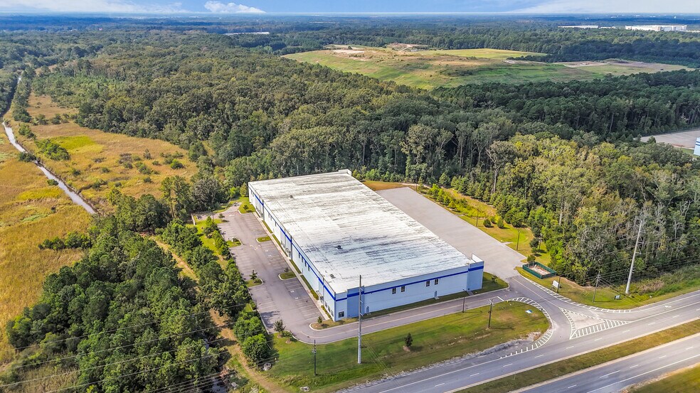 1315 Dean Forest Rd, Savannah, GA à louer - Photo de l’immeuble – Image 3 sur 4