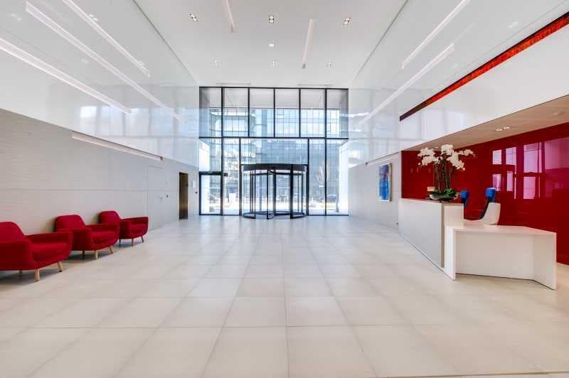 19 Rue D'Arcueil, Rungis à louer - Photo de l’immeuble – Image 2 sur 13