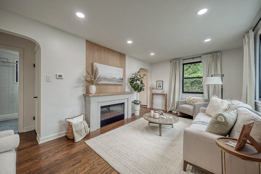 2425 W Pike St, Houston, PA à vendre - Photo de l’immeuble – Image 3 sur 31
