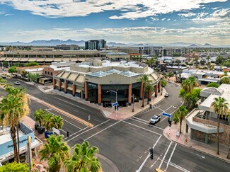 Plus de détails pour 4301 N Scottsdale Rd, Scottsdale, AZ - Bureau/Local commercial à louer