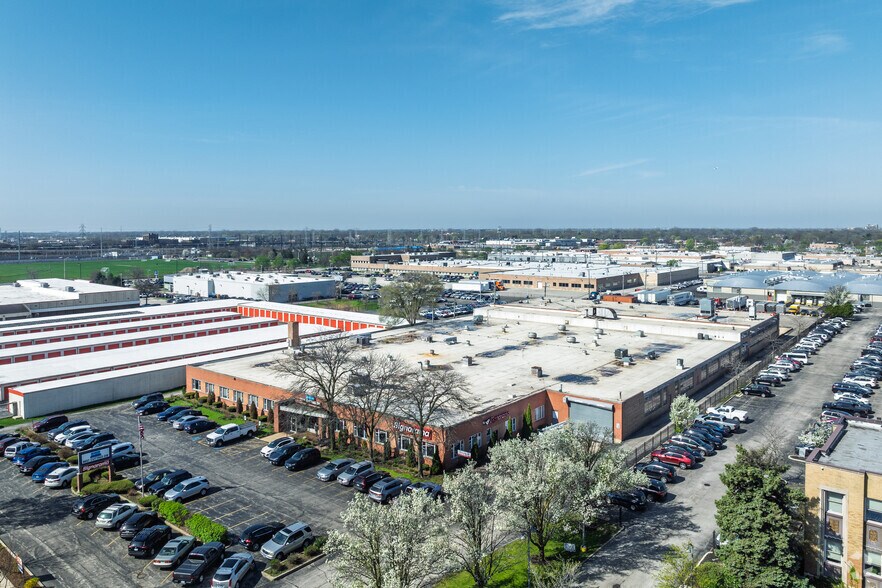 8080-8088 McCormick Blvd, Skokie, IL à louer - Aérien – Image 3 sur 4
