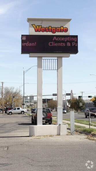 1204-1340 W O St, Lincoln, NE à louer - Photo de l’immeuble – Image 2 sur 7