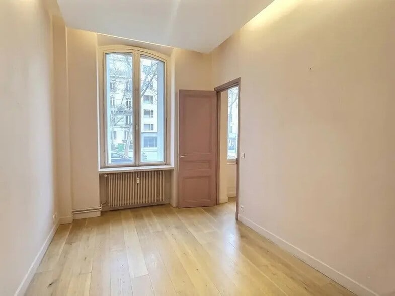 Bureau dans Paris à louer - Photo intérieure – Image 3 sur 7