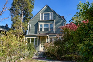 Plus de détails pour 5604 17th Ave NE, Seattle, WA - Logement à vendre
