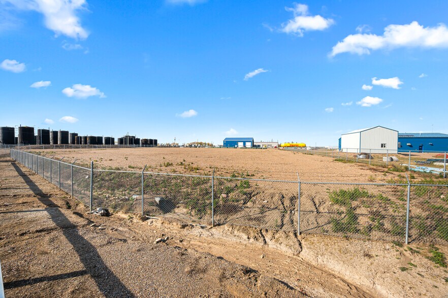 501077 RR13 Airport Rd, Lloydminster, AB à louer - Photo de l’immeuble – Image 2 sur 25