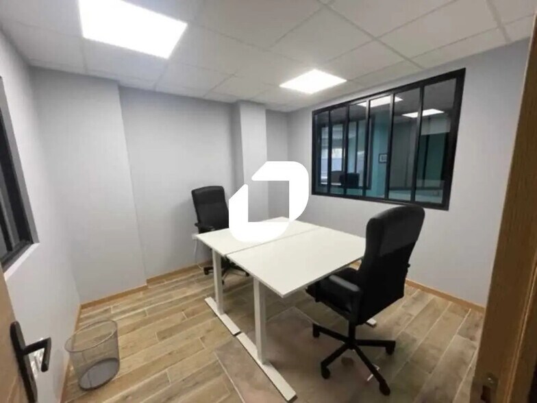 Bureau dans Pessac à louer - Photo de l’immeuble – Image 2 sur 16
