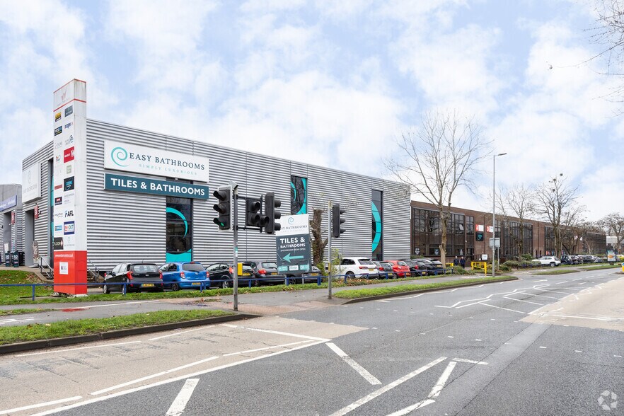 Unit 2, The Western Centre, Western Road, Bracknell à louer - Photo de l’immeuble – Image 2 sur 2