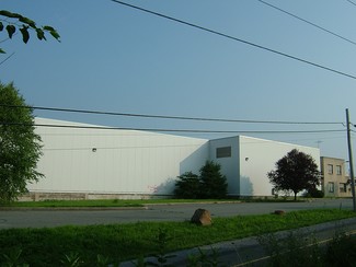 Plus de détails pour 1207 W Bridge St, Spring City, PA - Industriel/Logistique à louer
