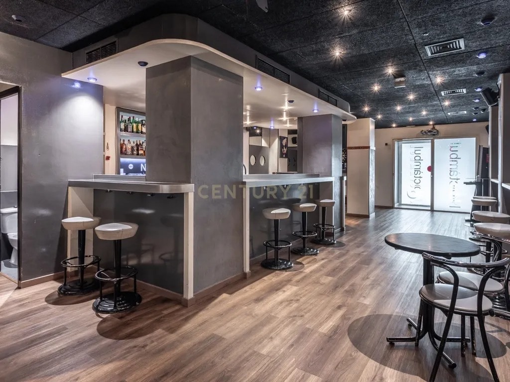 Sant Joan Despí, BAR 08970 -  -  - Photo intérieure - Image 1 of 16