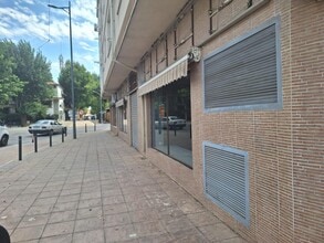 Local commercial dans Quintanar de la Orden, Toledo à louer Photo de la construction– Image 2 sur 19