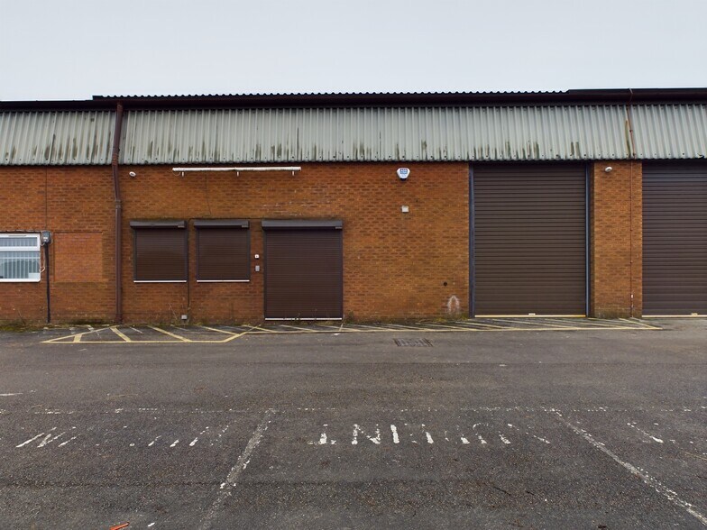 40-42 Winpenny Rd, Newcastle Under Lyme à louer - Photo de l’immeuble – Image 3 sur 9