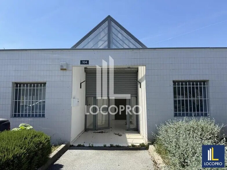 Bureau dans Mouans-Sartoux à louer - Photo de l’immeuble – Image 1 sur 10