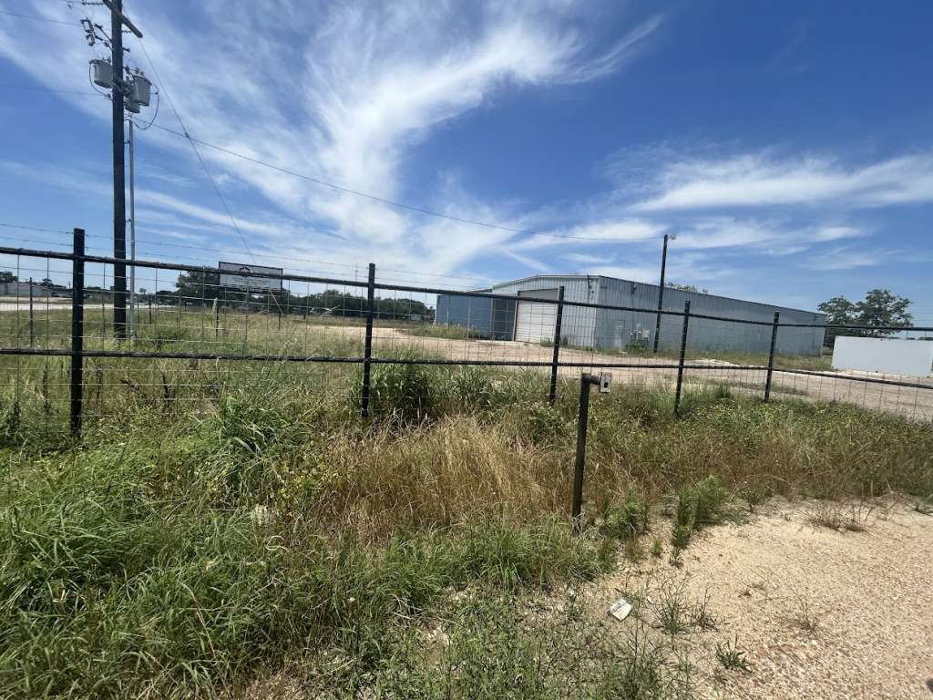 304 E York St, Ganado, TX à vendre Photo principale– Image 1 sur 10