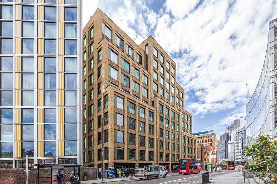 Elder St, Londres à louer - Photo de l’immeuble – Image 2 sur 2
