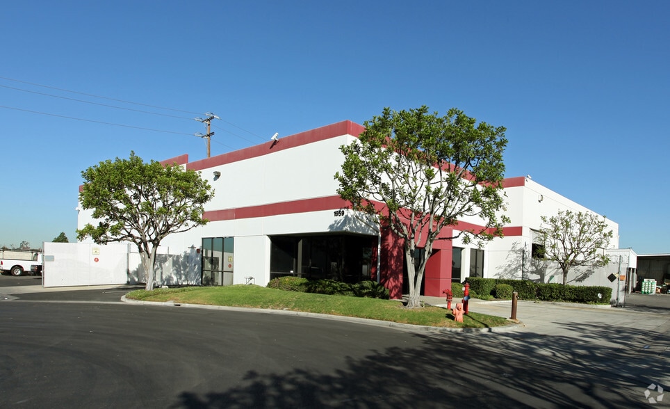 1959 N Main St, Orange, CA à louer - Photo principale – Image 1 sur 3