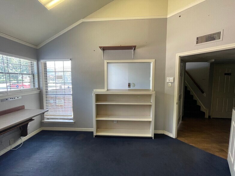 4234 N Interstate 35, Denton, TX à vendre - Photo de l’immeuble – Image 3 sur 17