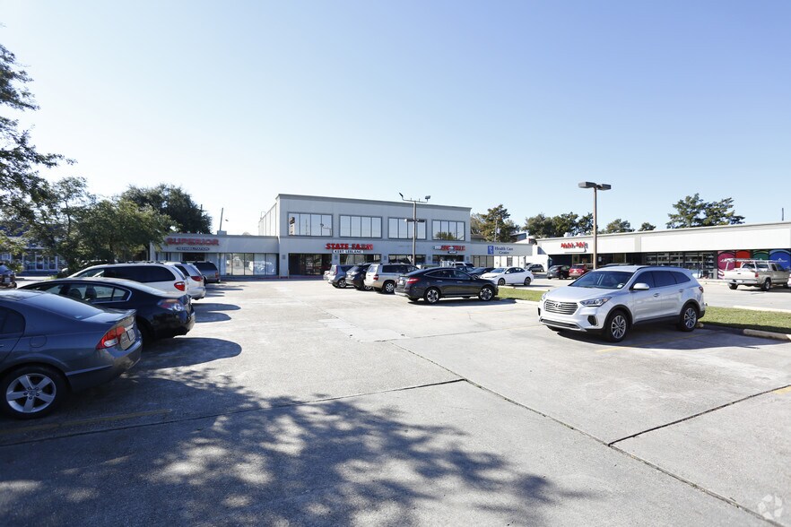6820 Veterans Memorial Blvd, Metairie, LA à louer - Photo principale – Image 1 sur 5