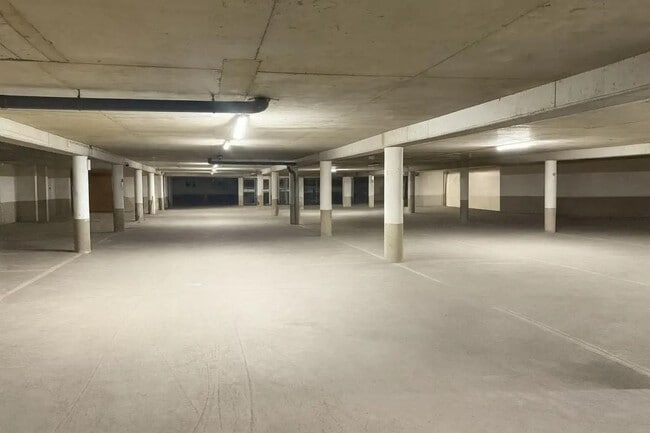 Plus de détails pour Industriel/Logistique à louer