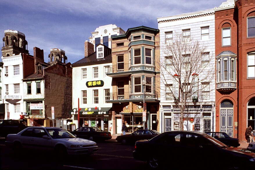 804-808 7th St NW, Washington, DC à louer - Photo de l’immeuble – Image 2 sur 7